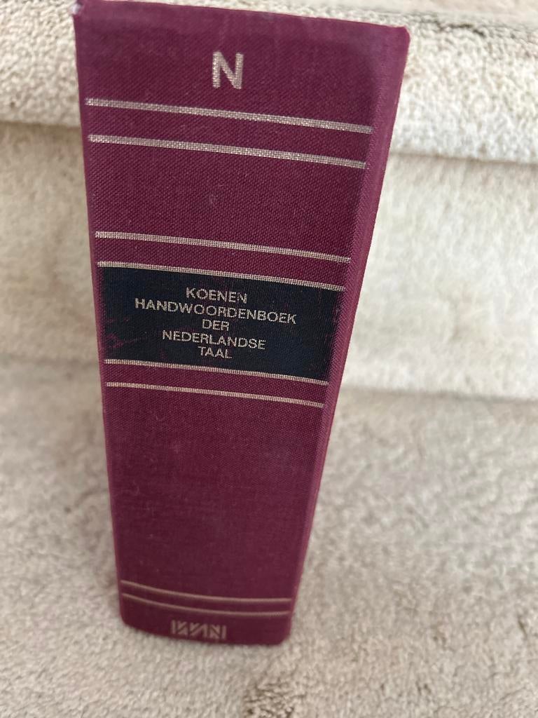 Koenen Handwoordenboek der Nederlandse Taal, Boeken, Woordenboeken, Ophalen of Verzenden, Gelezen, Koenen of Wolters, Nederlands