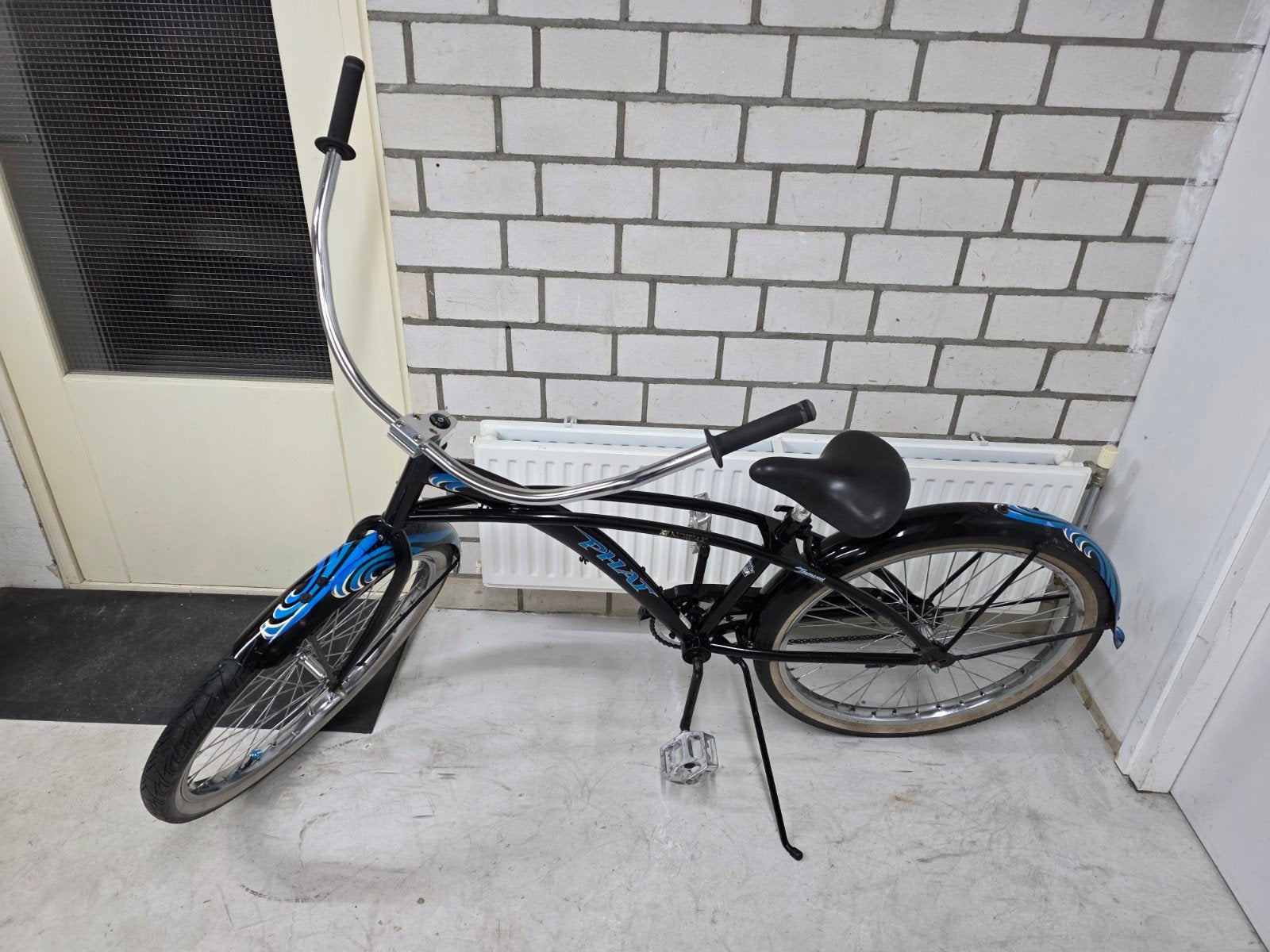Phat Tsunamie 26 inch Cruiserfiets Framemaat 37 cm
Phat Tsun, Fietsen en Brommers, Fietsen | Cruisers en Lowriders, Ophalen, Terugtraprem