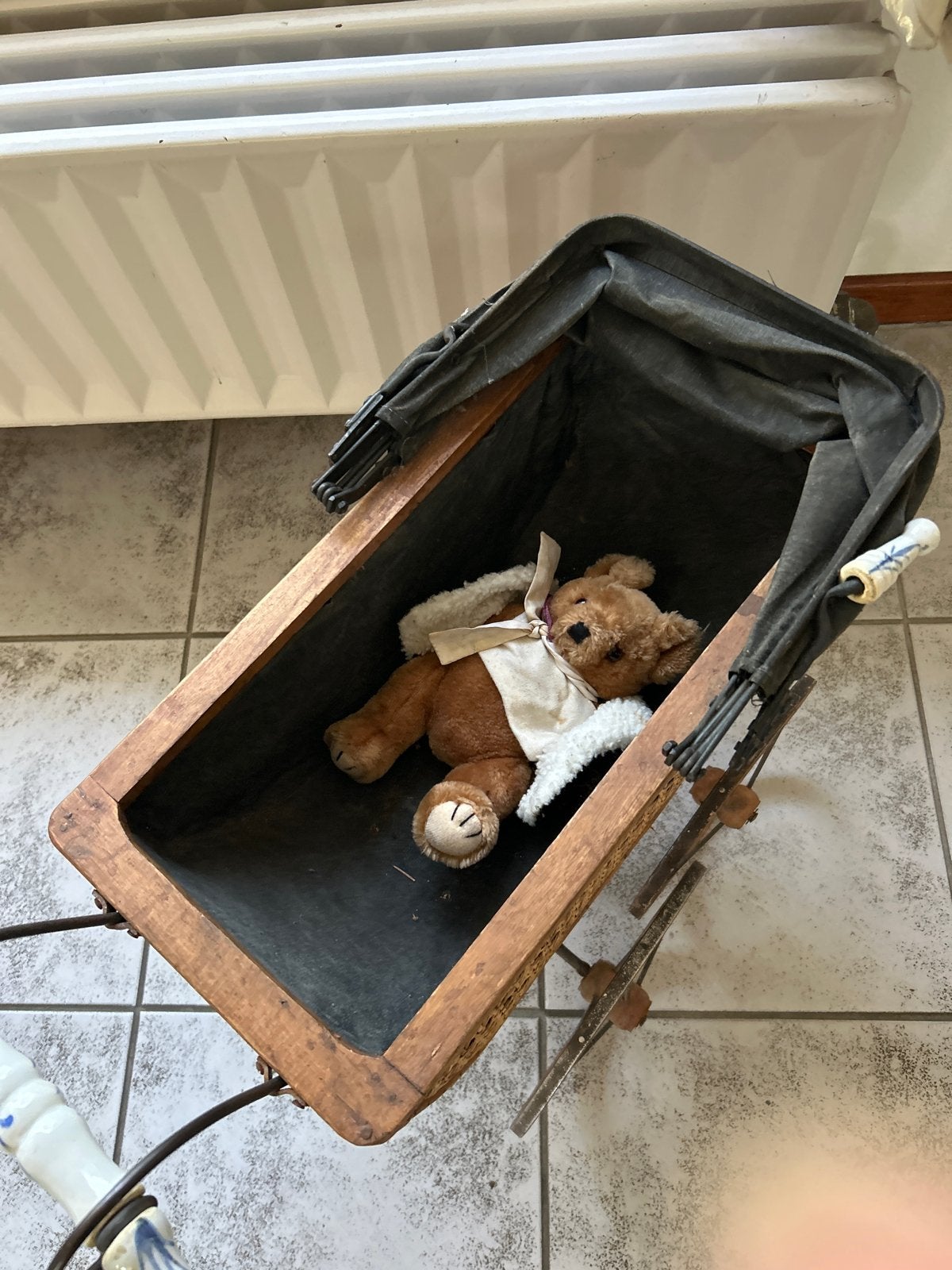 Antieke poppenwagen, riet en hout, Ophalen, Gebruikt, Overige typen