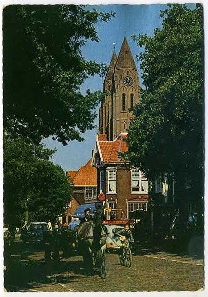 Laren - St Janstraat met St Jan Basiliek, Ophalen of Verzenden, Gelopen, Noord-Holland