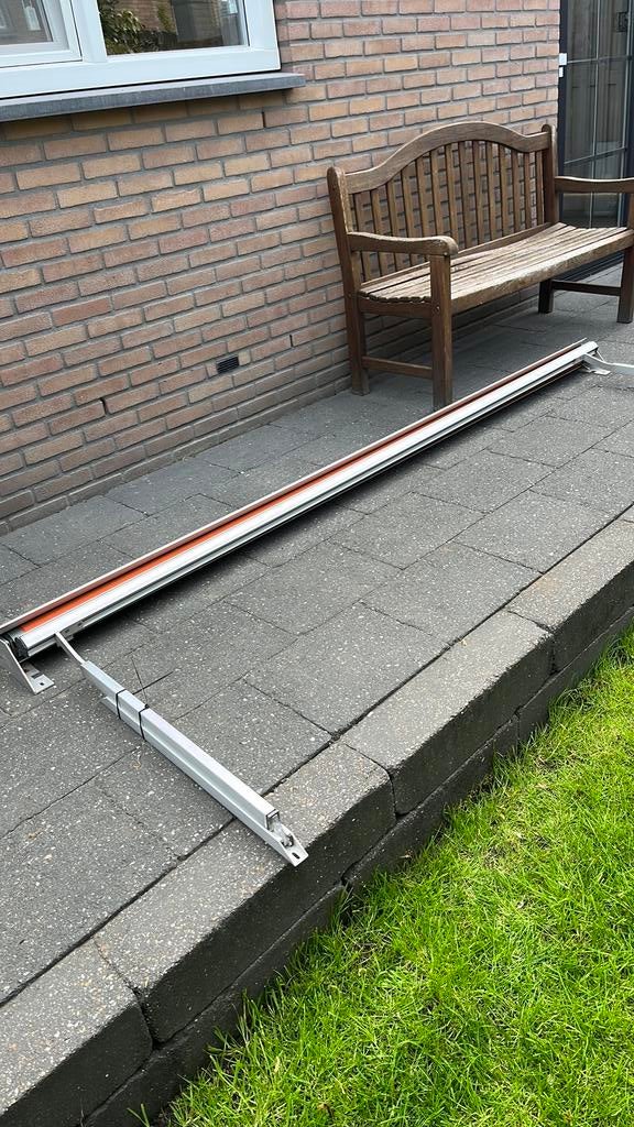 Knikarmscherm zonwering elektrische 270 breed, Elektrisch, Ophalen of Verzenden, Zo goed als nieuw, 150 tot 300 cm