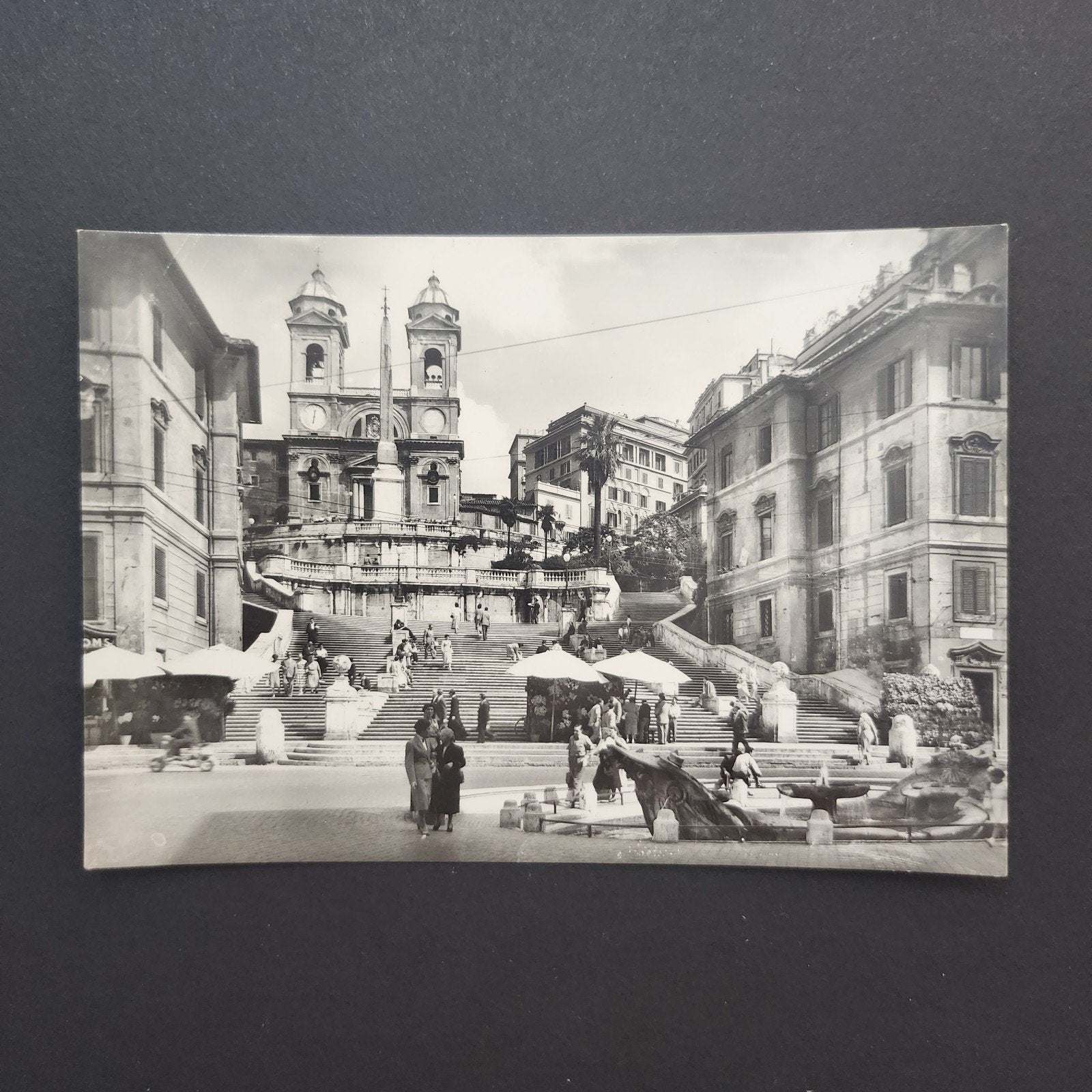 Echte foto/ kaart: Piazza di Spagna - Trinità dei Monti, Verzamelen, Ansichtkaarten | Buitenland, Ongelopen, Italië, Verzenden
