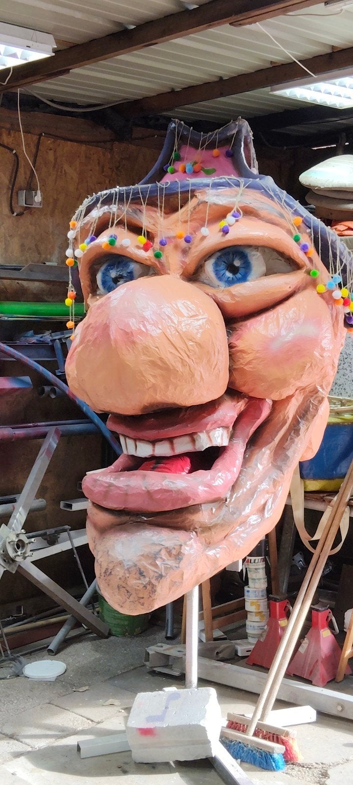 Grote Carnaval Hoofd Decoratie - Uniek Feestartikel, Ophalen, Gebruikt, Feestartikel, Carnaval