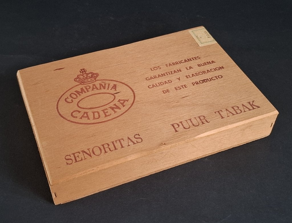 Sigarendoos hout Senoritas - Compania Cadena, Ophalen of Verzenden, Zo goed als nieuw, Tabaksdoos of Verpakking
