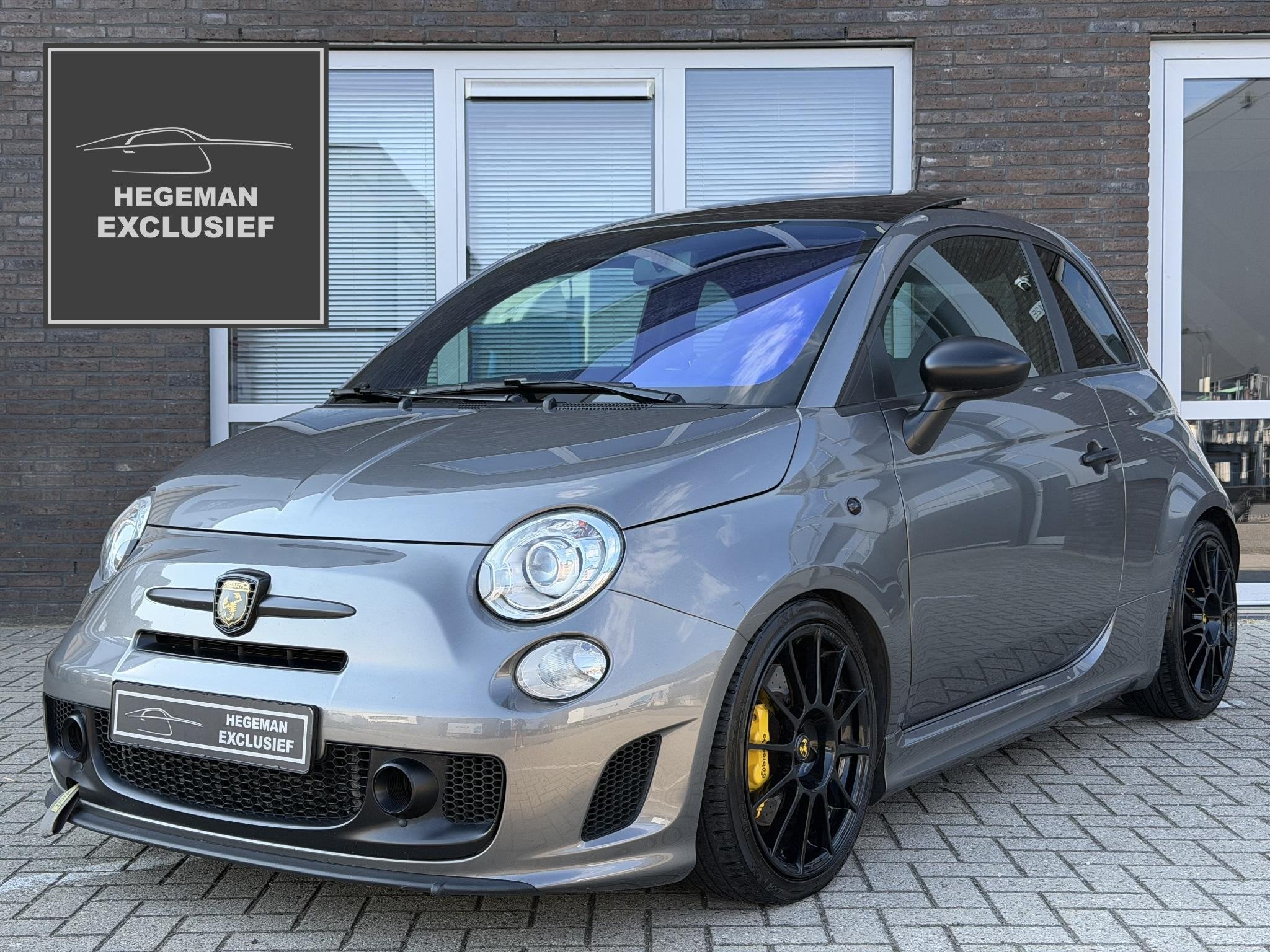 Abarth 595 1.4 T-Jet Competizione | Schuif-kanteldak | SABEL, Voorwielaandrijving, Gebruikt, 4 cilinders, Met garantie (alle)