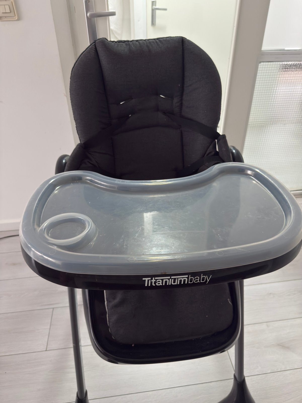 Inklapbare eetstoel titanium baby, Ophalen, Zo goed als nieuw, Inklapstoel