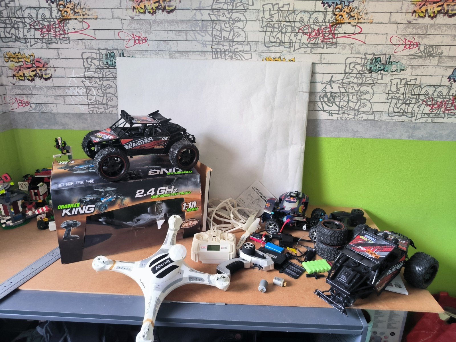 RC Auto's en Drone en onderdelen - Diverse Schalen, Hobby en Vrije tijd, Modelbouw | Radiografisch | Auto's, Elektro, Gebruikt