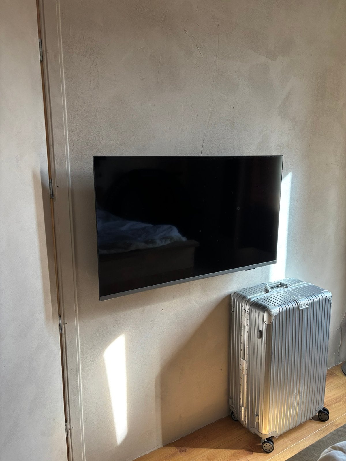 Stukke Tv gratis mee te nemen, Ophalen, Gebruikt, 25 tot 50 cm, Minder dan 100 cm