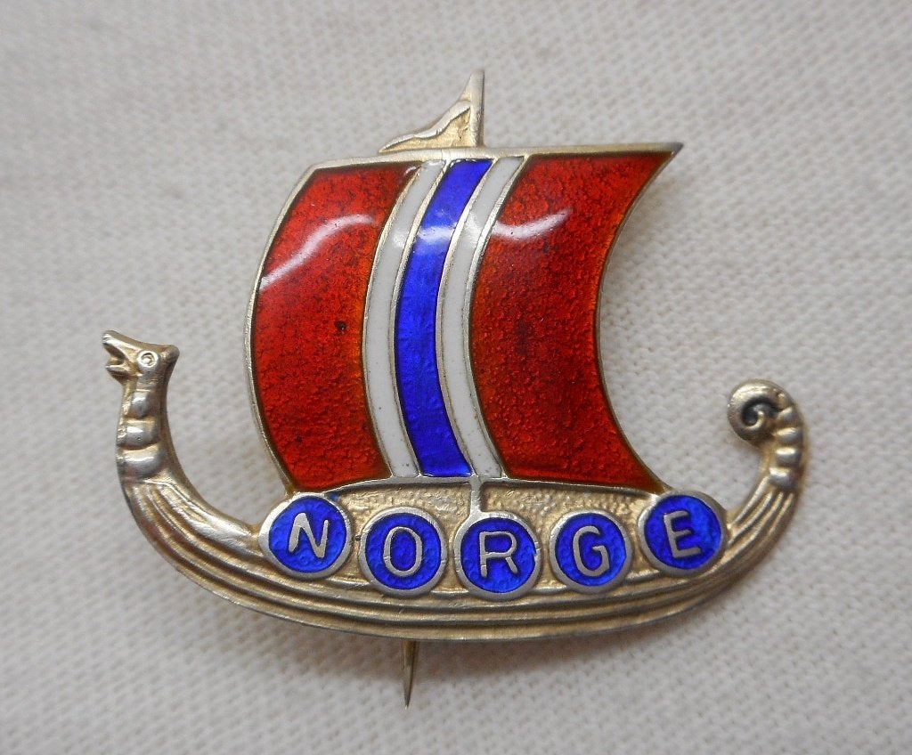 Zilveren Noorse broche vikking schip met emaillen nr.584, Verzenden, Minder dan 4 cm, Zo goed als nieuw, Zilver