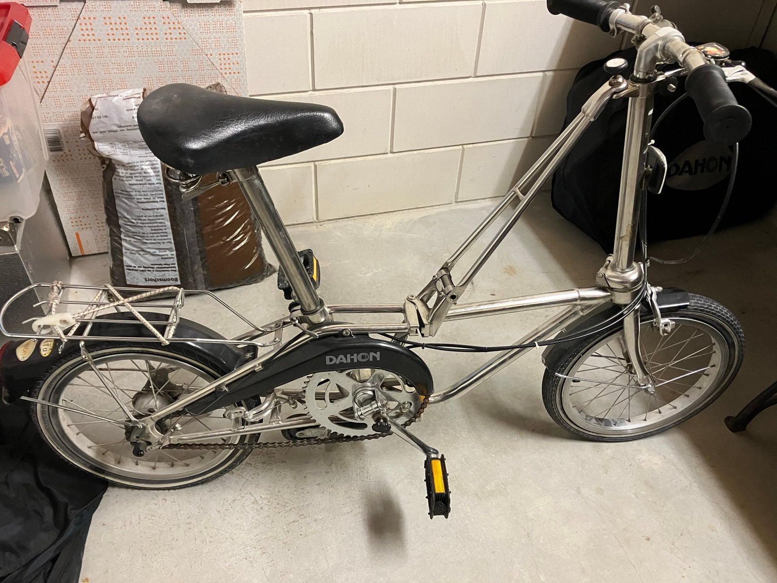 2 Dahon classic III vouwfietsen- Compact en handig, Ophalen, Gebruikt, Velgrem, 16 tot 18 inch