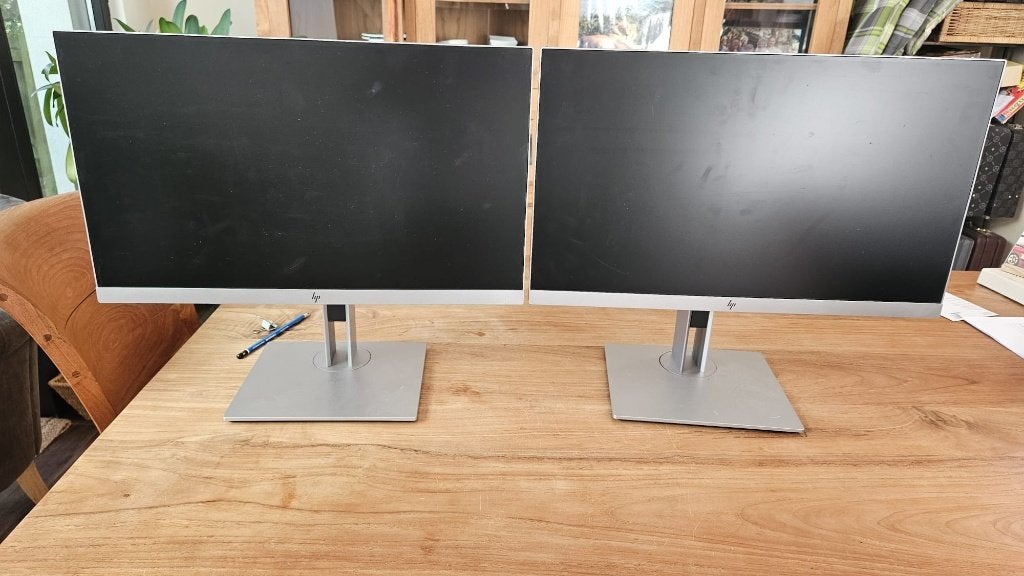 HP EliteDisplay E233 23" Full HD Monitor Zilver 2x met voet, Computers en Software, Monitoren, Ophalen, Hp, Gebruikt, IPS
