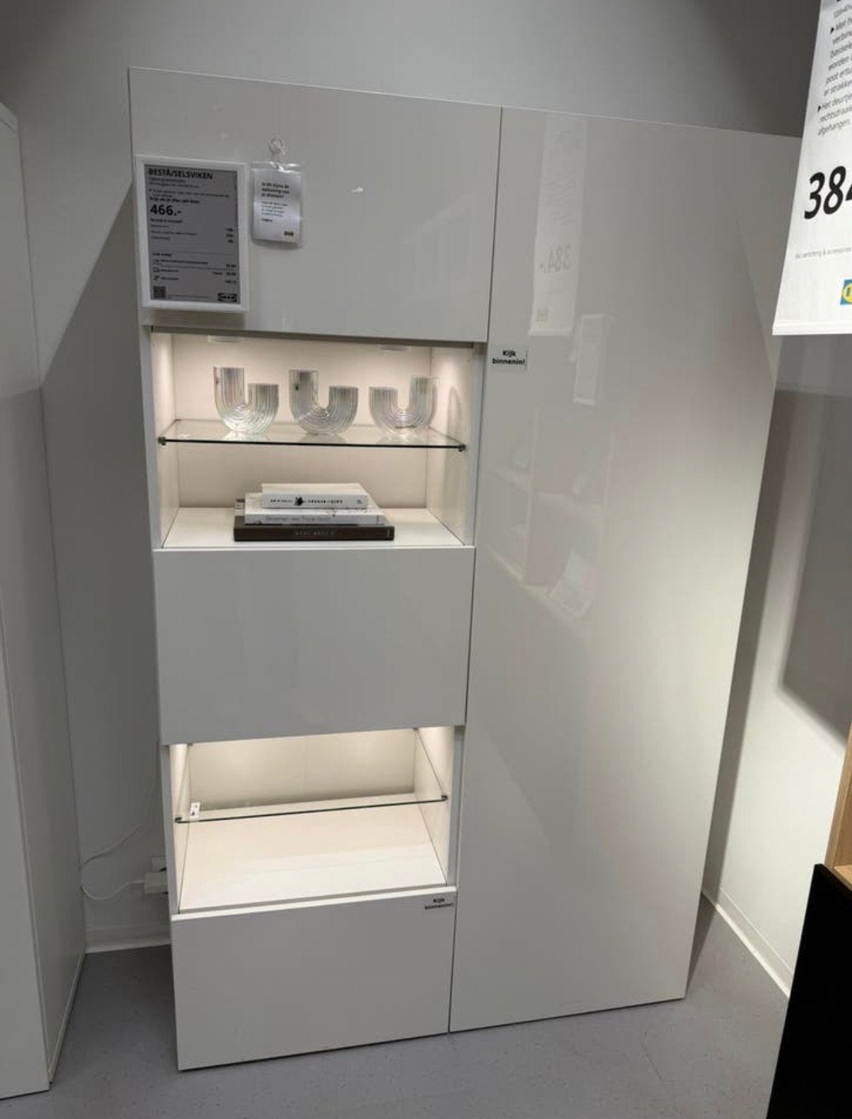 IKEA BESTA wandkast wit hoogglans met LED verlichting, Kunststof, 100 tot 150 cm, Ophalen of Verzenden, Zo goed als nieuw