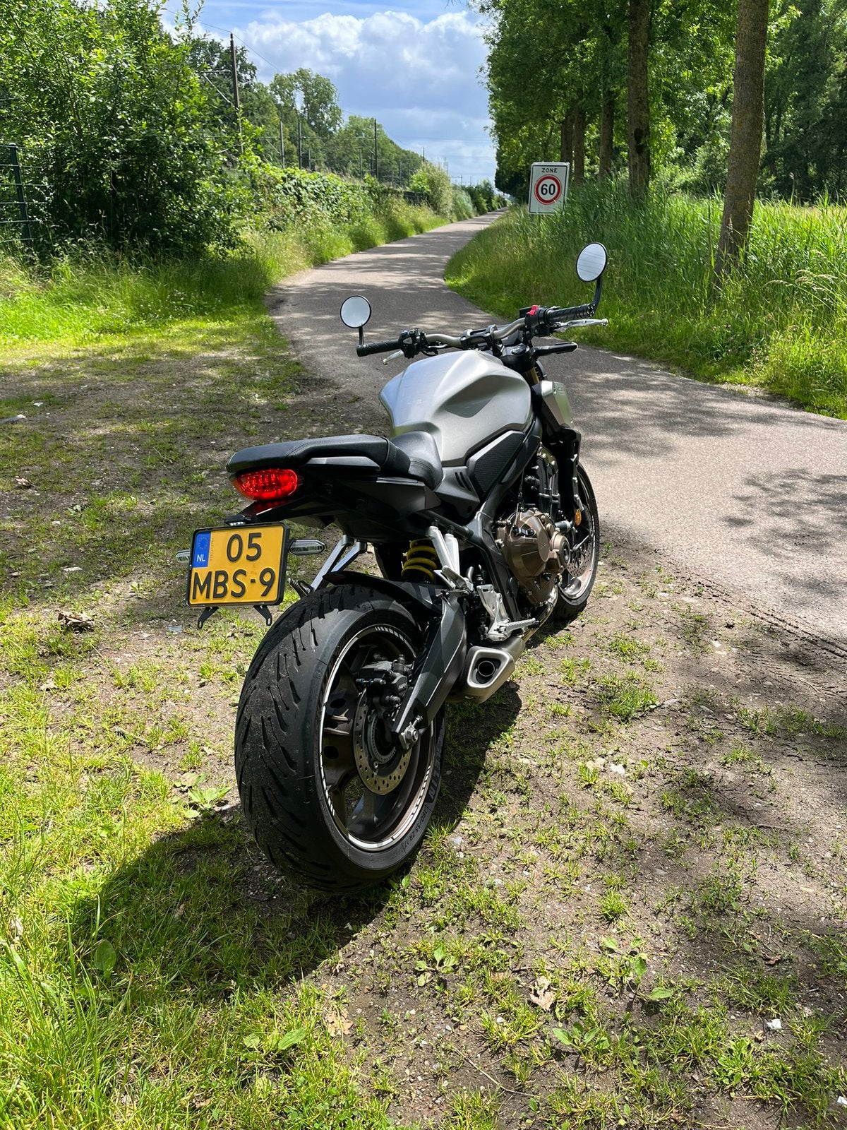 Honda CB 650 R Neo Sports Café 2020 Zilver, LED Verlichting, Occasion, 4 cilinders, Particulier