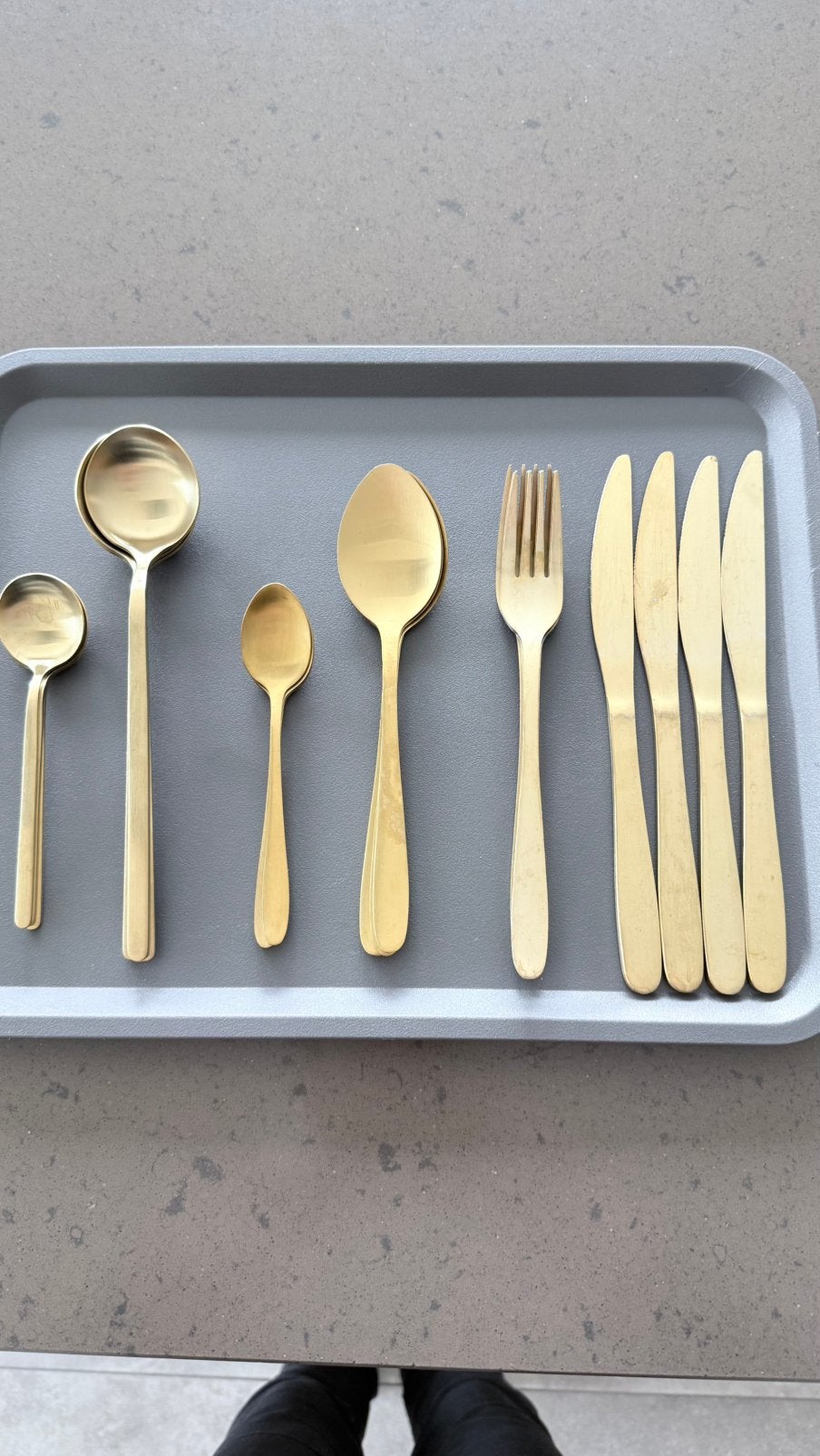 Bestekset 4 personen goud, Ophalen of Verzenden, Zo goed als nieuw, Rvs of Chroom