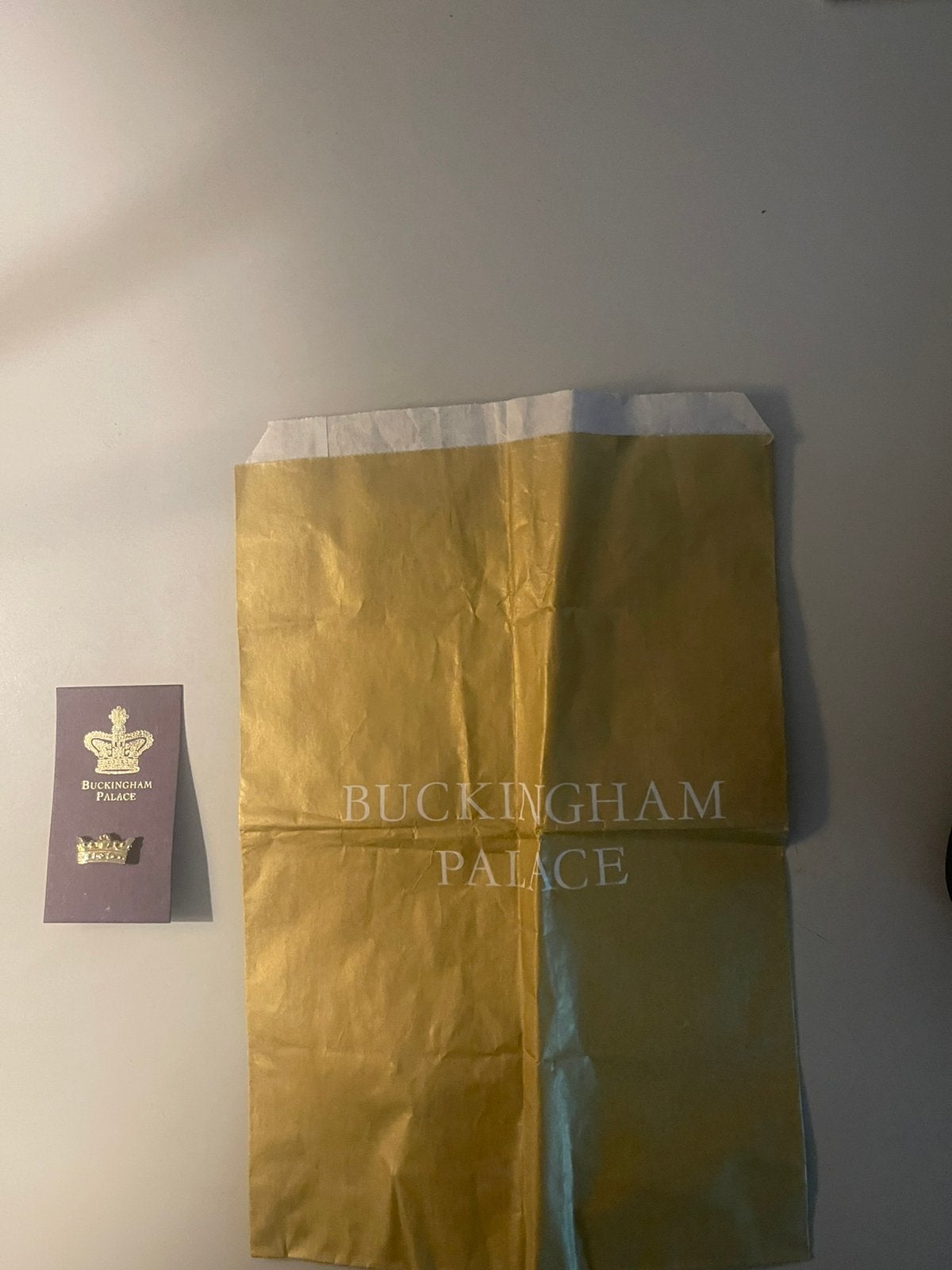 Pin gekocht bij Buckingham Palace, Ophalen of Verzenden, Nieuw