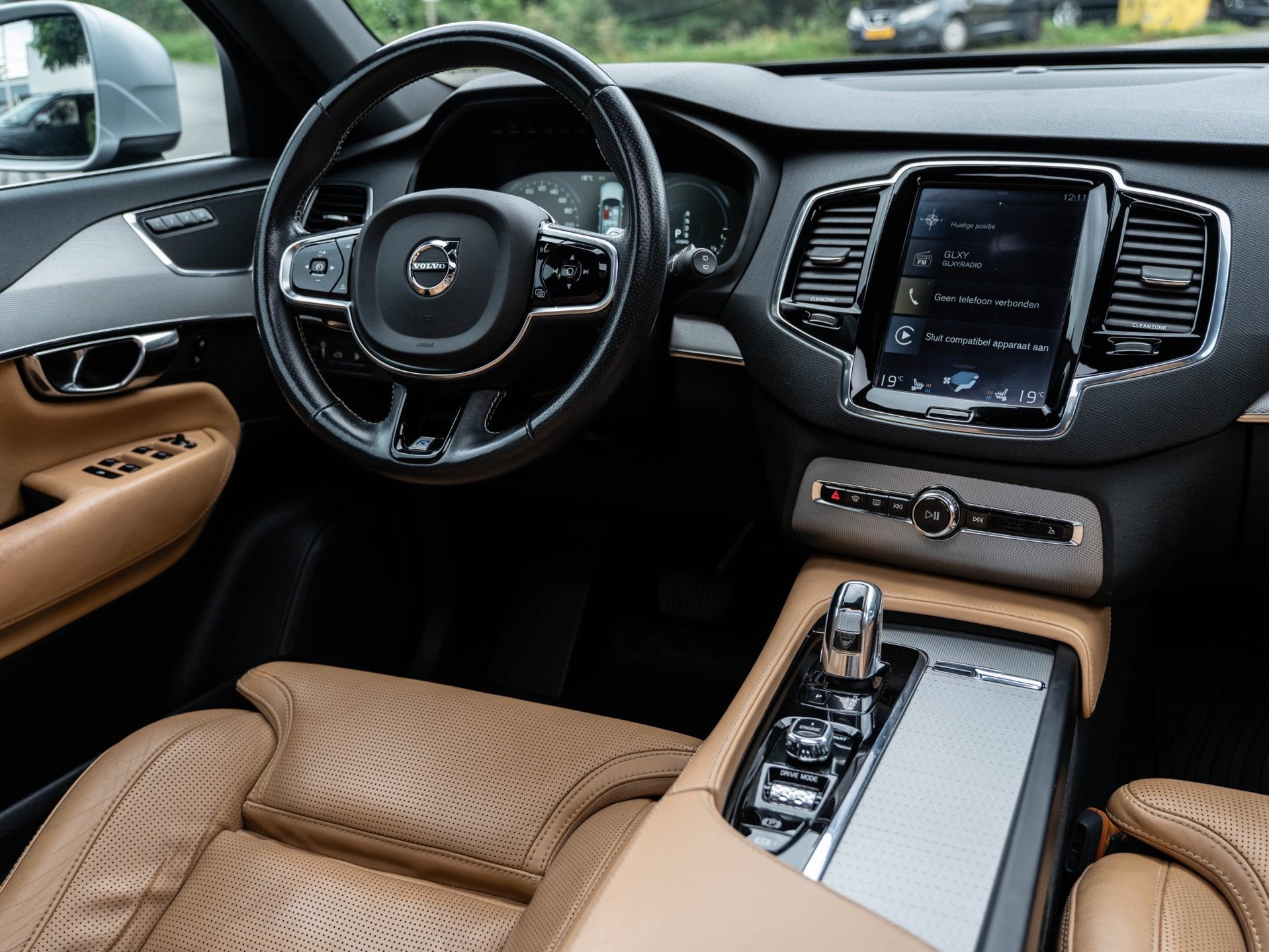 Volvo XC90 2.0 T8 Twin Engine AWD Inscription | 7 PERS | PAN, Dealer onderhouden, Gebruikt, 1969 cc, 7 stoelen
