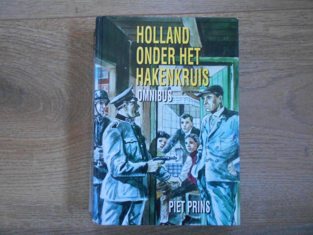 Piet Prins Holland onder het hakenkruis omnibus, Ophalen of Verzenden, Tweede Wereldoorlog, Zo goed als nieuw, Overige onderwerpen