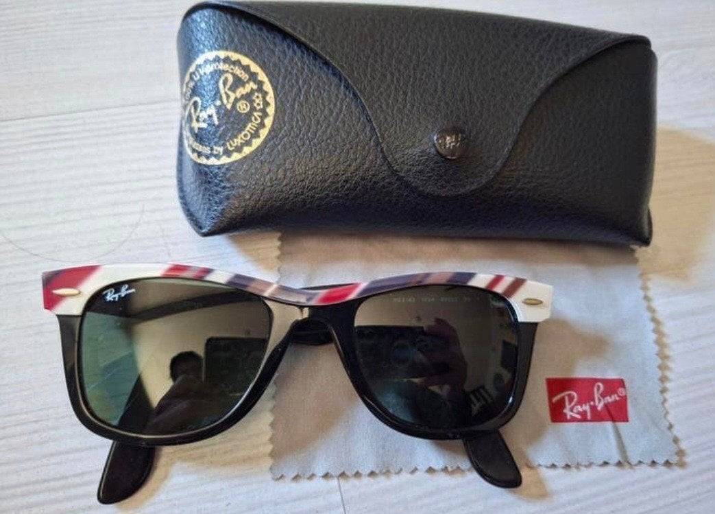 Ray-ban wayfarer limited edition zonnebril, Zonnebril, Zwart, Ophalen of Verzenden, Zo goed als nieuw