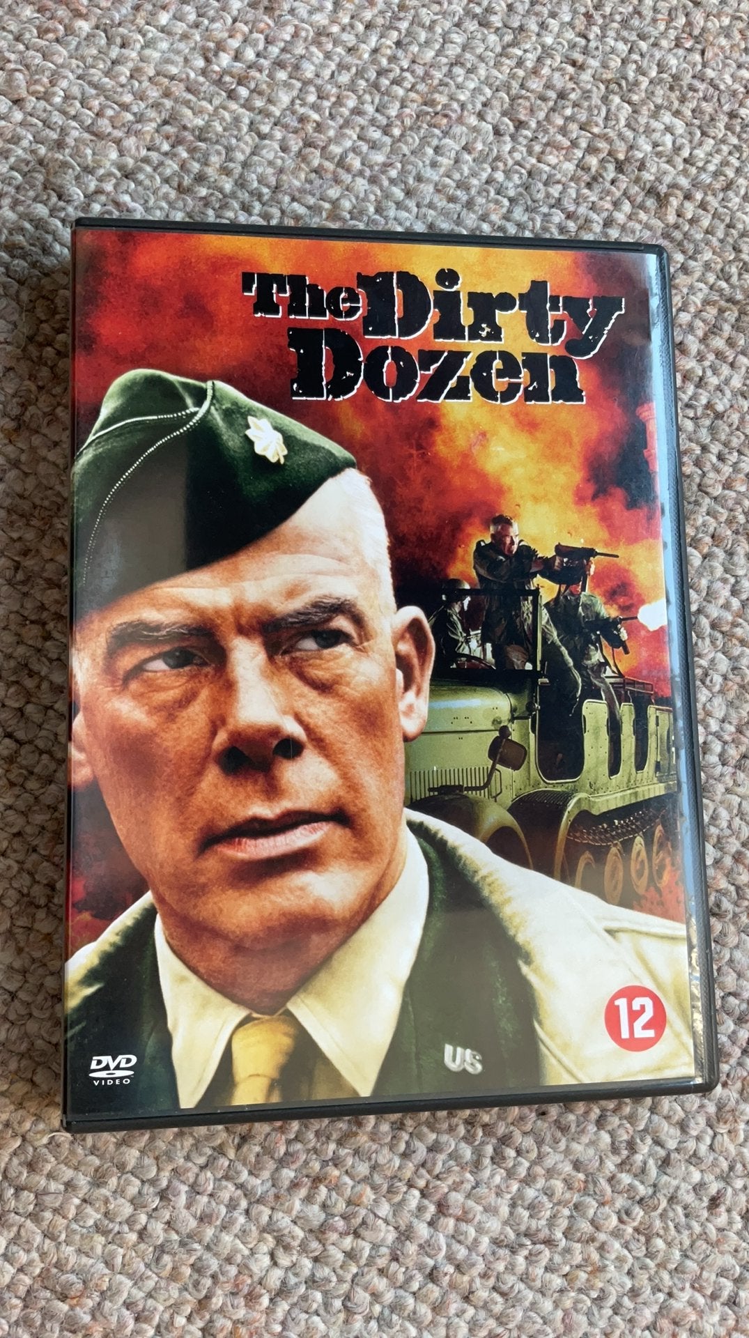 The DIRTY DOZEN., Verzenden, Frans, Zo goed als nieuw, Oorlog