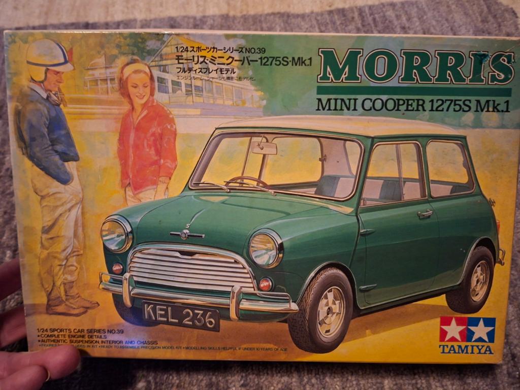 Tamiya Morris Mini Cooper 1:24 1275S MK.1, Auto, Groter dan 1:32, Ophalen of Verzenden, Zo goed als nieuw