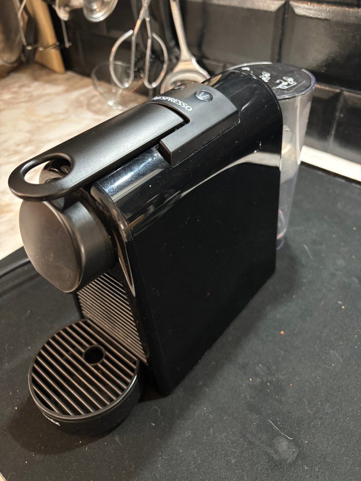 Nespresso Magimix Compacte en stijlvol, Ophalen, Espresso apparaat, Zo goed als nieuw, 1 kopje