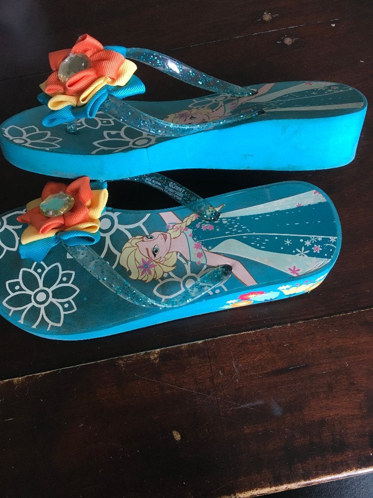 FROZEN slippers originele Disney Store Amerika maat 33 DB, Gebruikt, Disney Frozen, Meisje, Schoenen