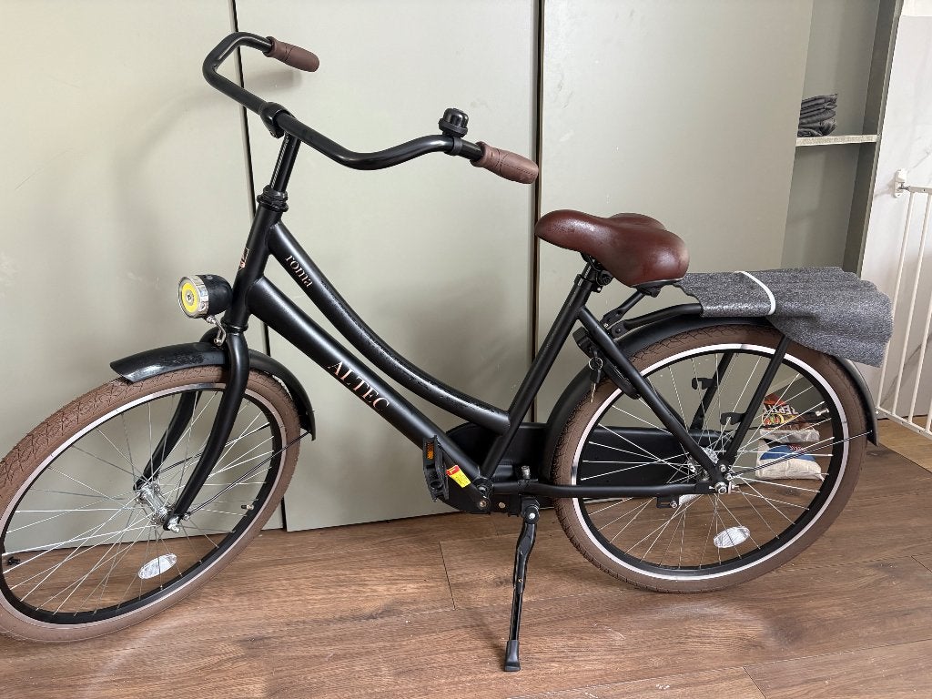 Zwarte kinderfiets 24 inch, Fietsen en Brommers, Fietsen | Kinderfietsjes, Ophalen, Nieuw, Altec Roma, Terugtraprem