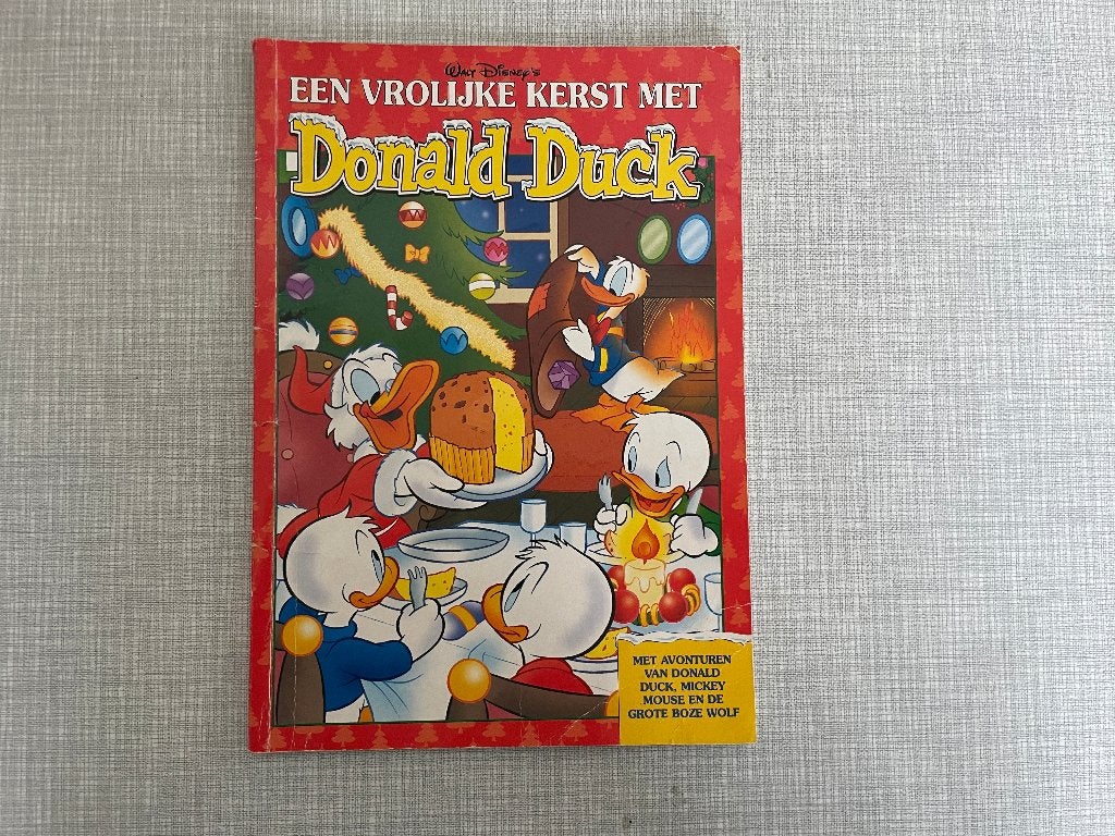 C690 Disney Donald Duck. Een vrolijke kerst met Donald Duck, Boeken, Eén stripboek, Ophalen of Verzenden, Gelezen, Donald Duck