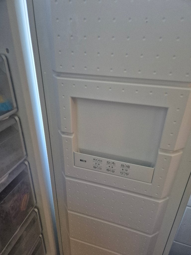 Diepvrieskast, Witgoed en Apparatuur, Minder dan 60 cm, Zo goed als nieuw, Energieklasse A of zuiniger, 140 tot 160 cm