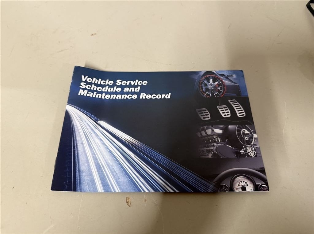 Universeel Onderhoudsboekje - Oningevuld - Voor Autos, Ophalen of Verzenden