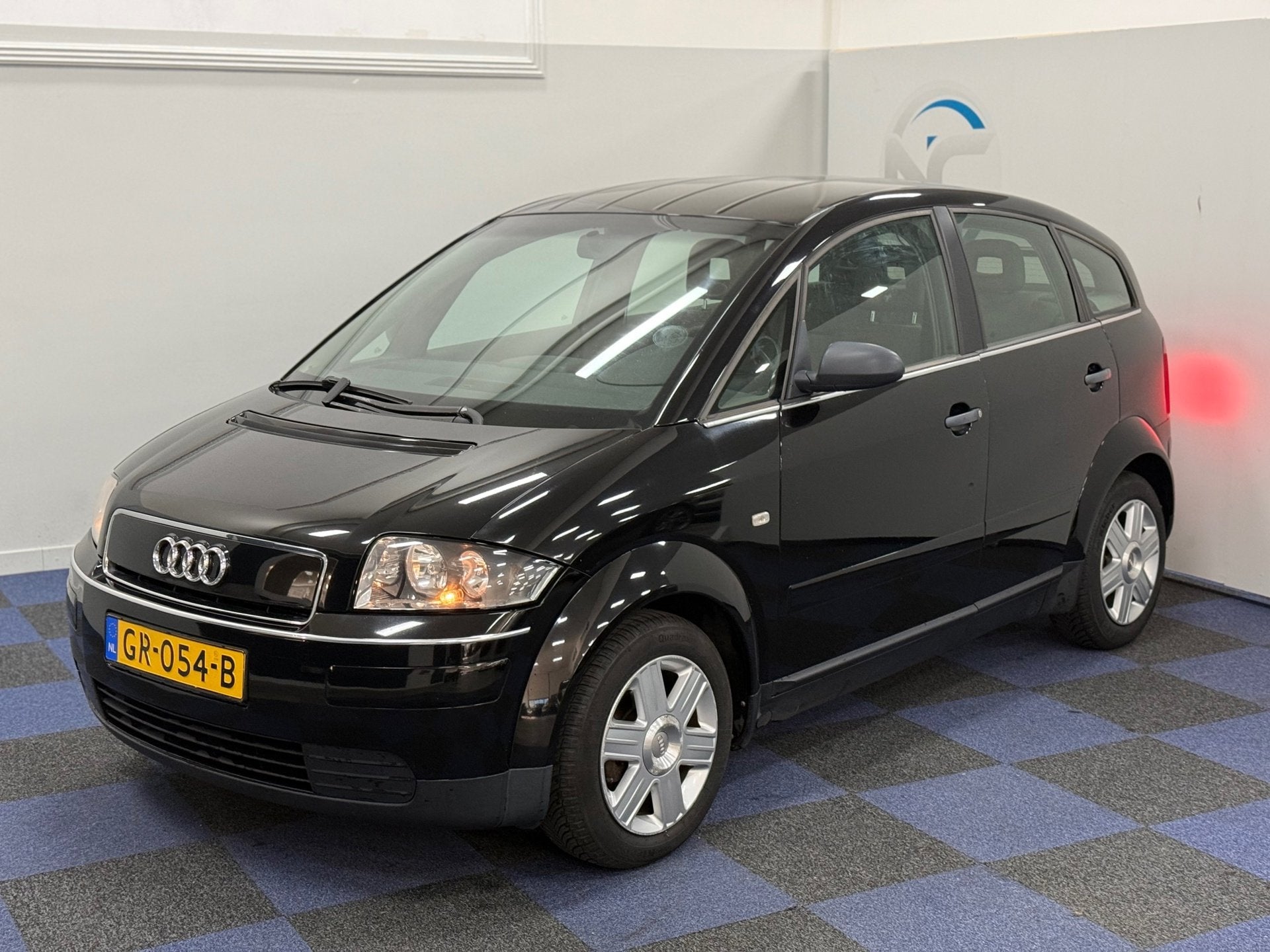 Audi A2 1.4 / NETTE AUTO / RIJDT SCHAKELT TOP / AIRCO, Voorwielaandrijving, Dealer onderhouden, 31 €/maand, 4 cilinders