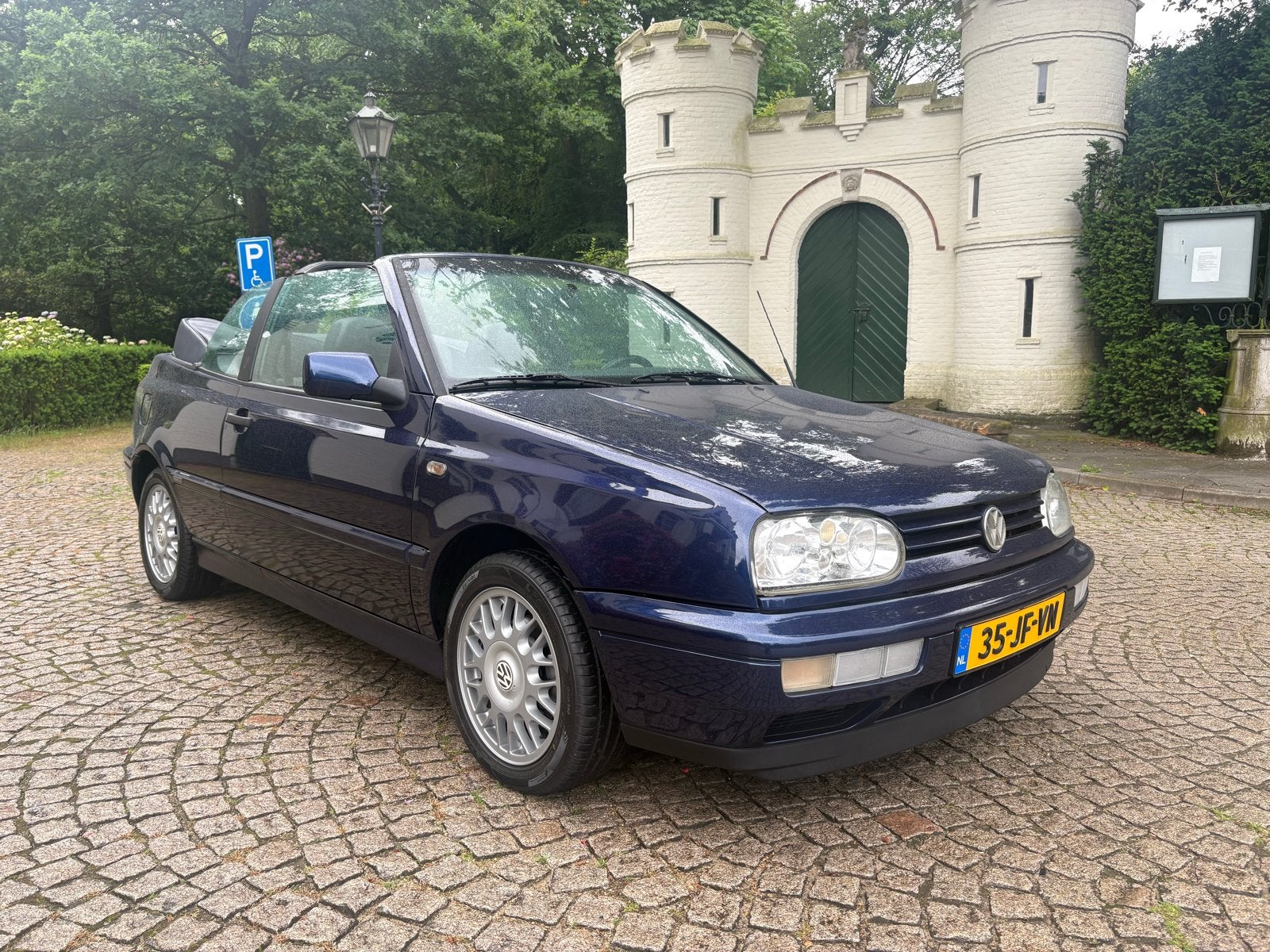 Volkswagen Golf 1.6 Cabriolet Classic Edition, Auto's, Voorwielaandrijving, 4 cilinders, Cabriolet, Blauw