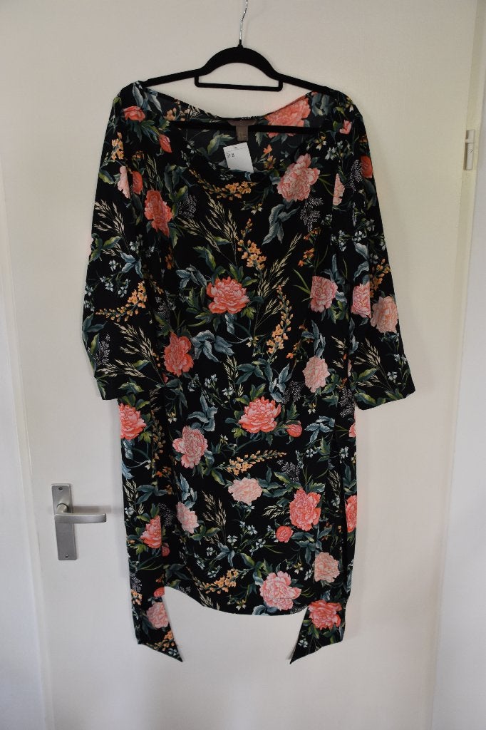 leuk nieuw bloemenjurkje maat 52 H&M, Kleding | Dames, H&M, Meerkleurig, Jurk, Nieuw