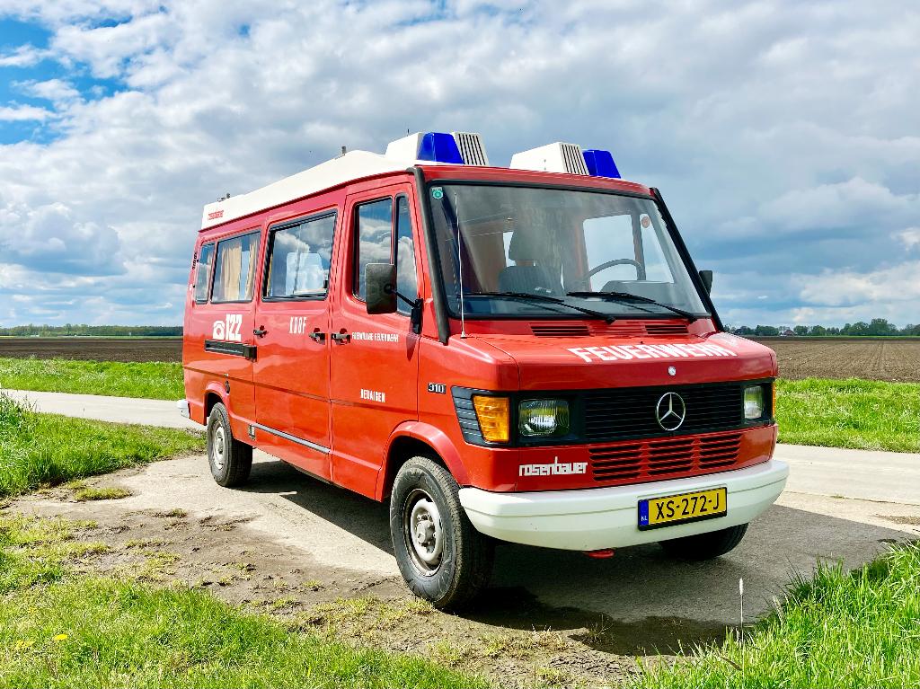 Mercedes T1 310 Brandweer Camper (1994) Benzine 70.000km, Buscamper of Camperbus, Dakluik, Tot en met 2, Mercedes-Benz