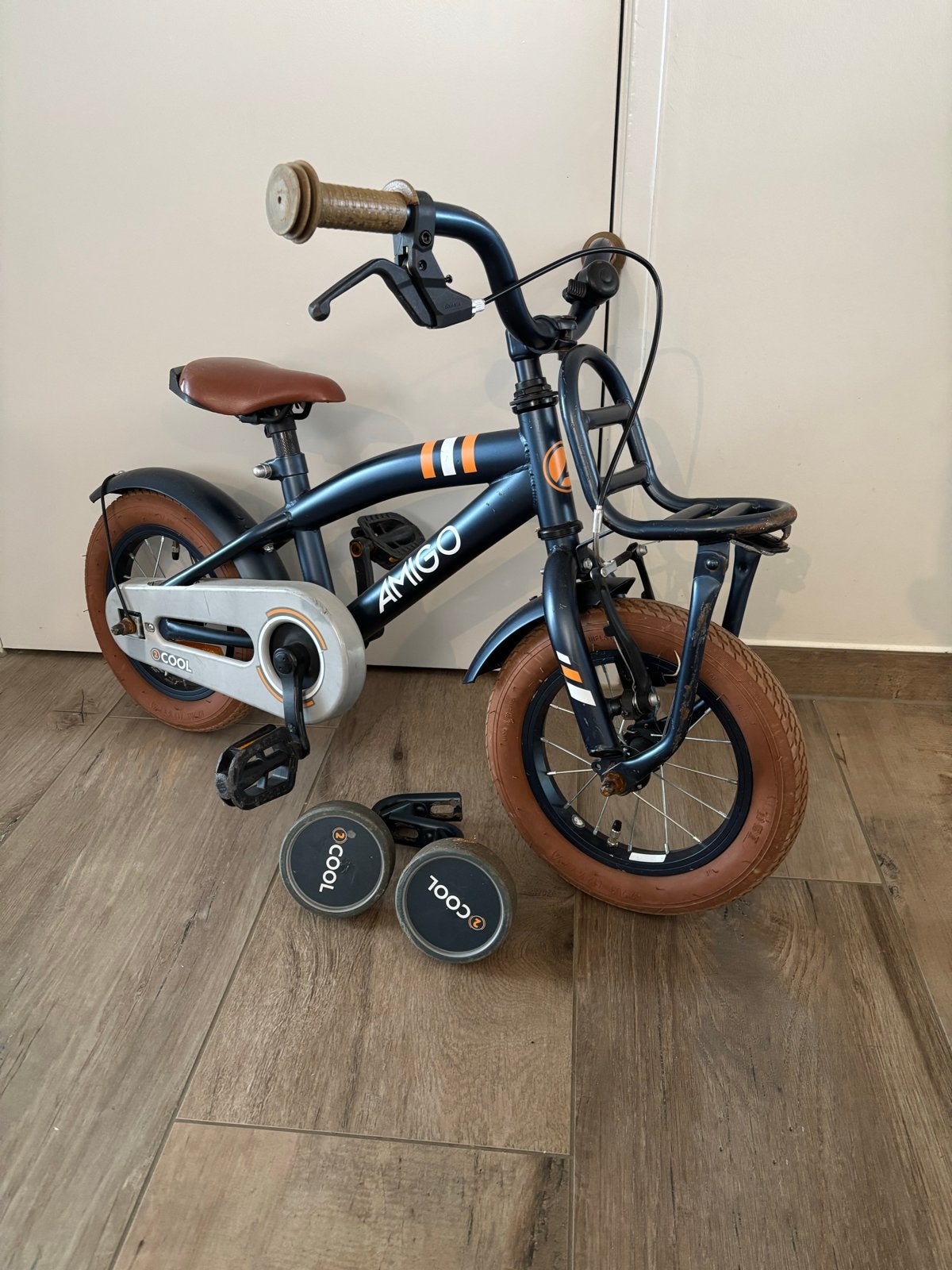 Amigo kinderfiets met zijwieltjes - Gebruikt, Ophalen, Terugtraprem, Zijwieltjes, Gebruikt