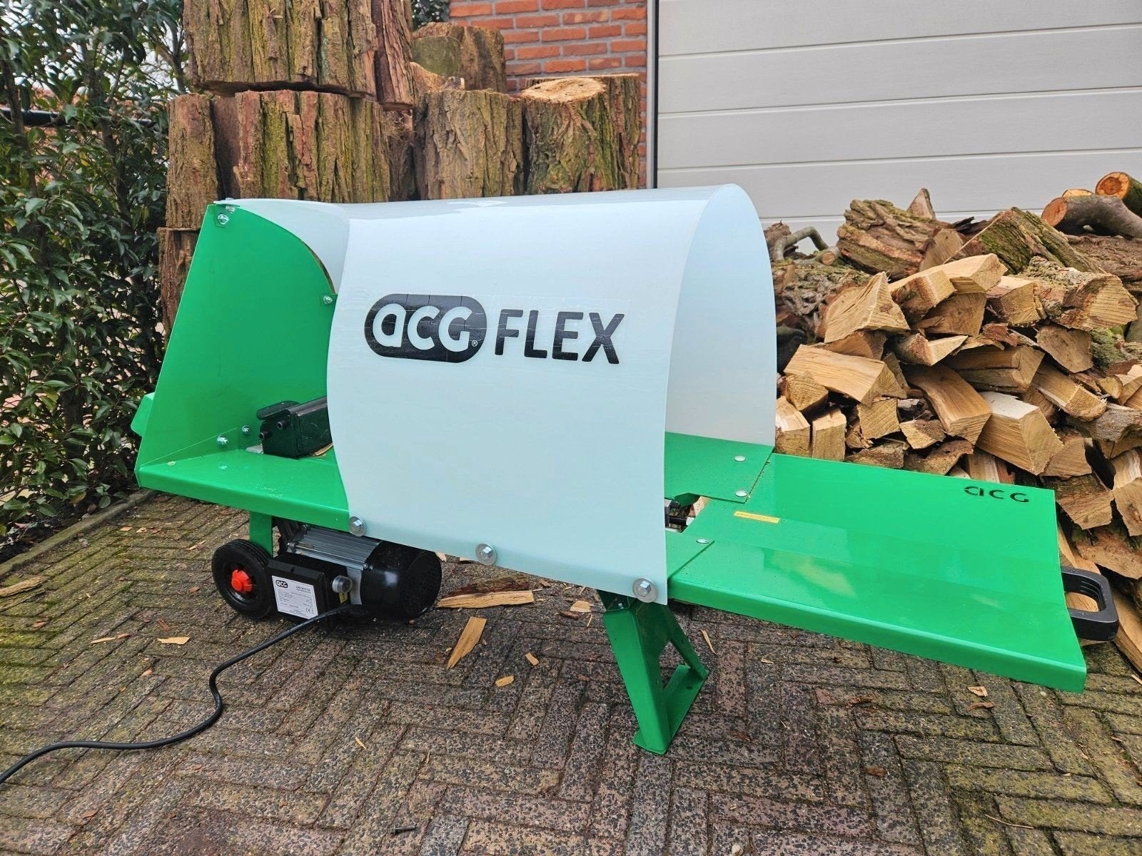 Houtklover huren - Snel en gemakkelijk hout kloven, Ophalen of Verzenden