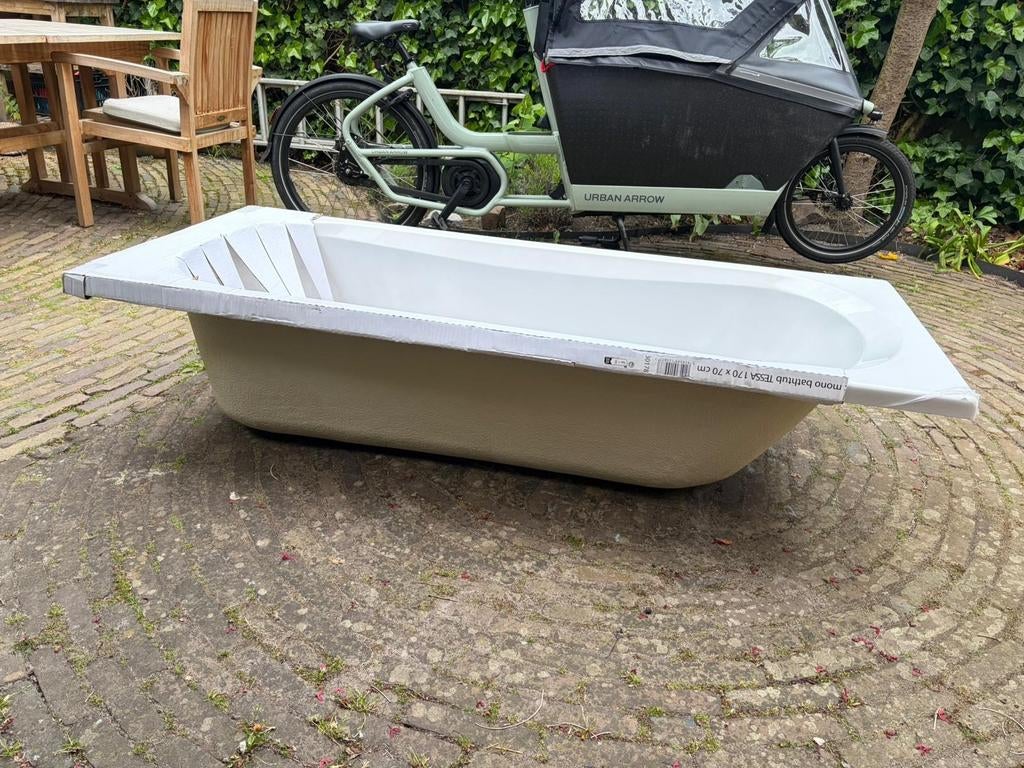 Inbouwbad - Nieuw met lichte transportschade, Doe-het-zelf en Verbouw, Sanitair, Ophalen