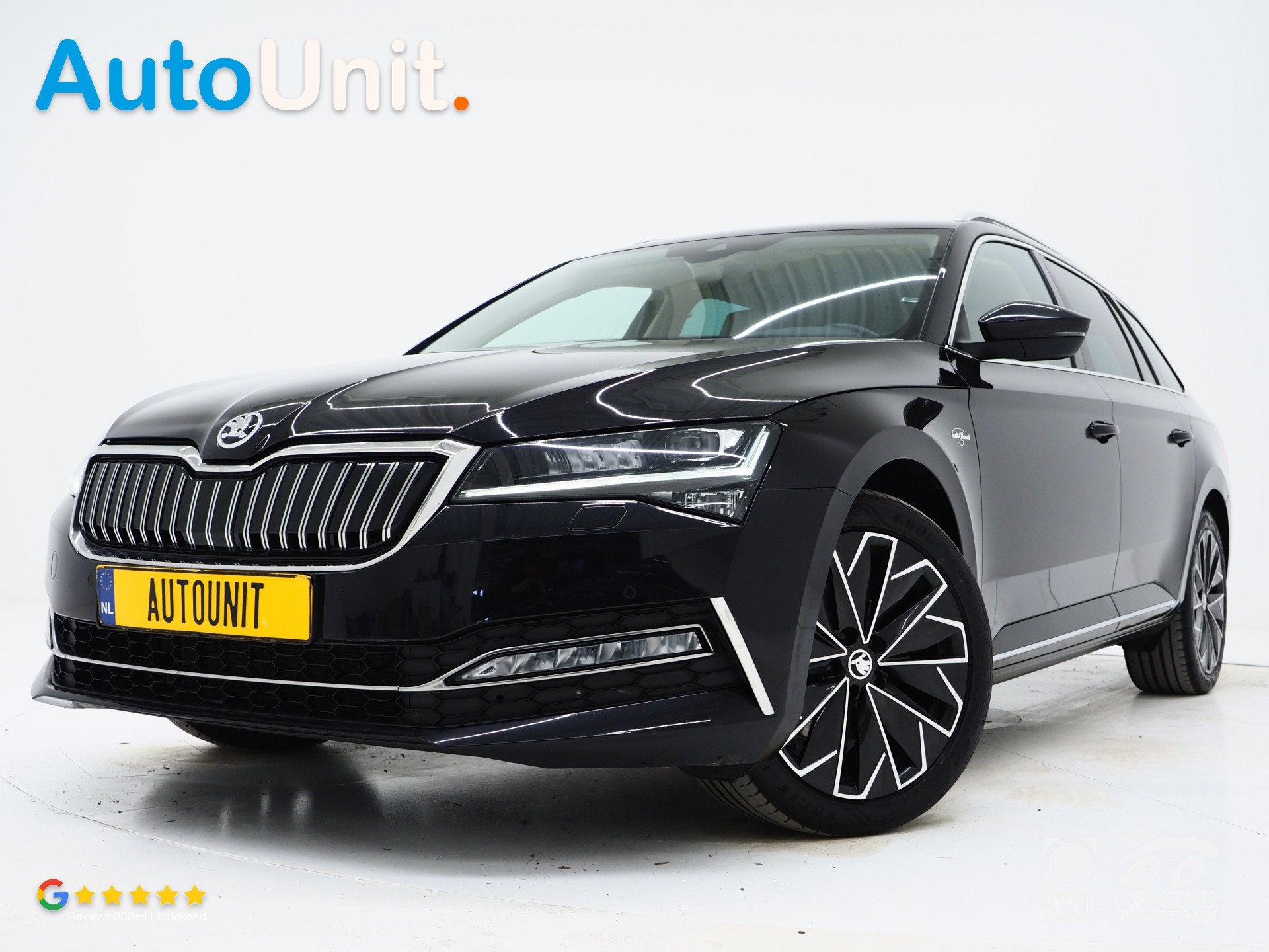 Skoda Superb Combi 1.4 TSI iV Laurin & Klement | Leder | Tre, Auto's, Skoda, Gebruikt, 4 cilinders, Zwart, 1709 kg