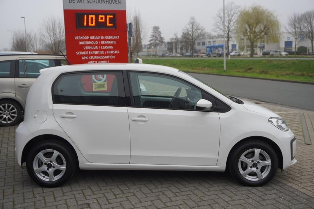 Volkswagen Up! 1.0 BMT move up! / Bluetooth / Airco / NAP, Voorwielaandrijving, Stof, Gebruikt, Wit