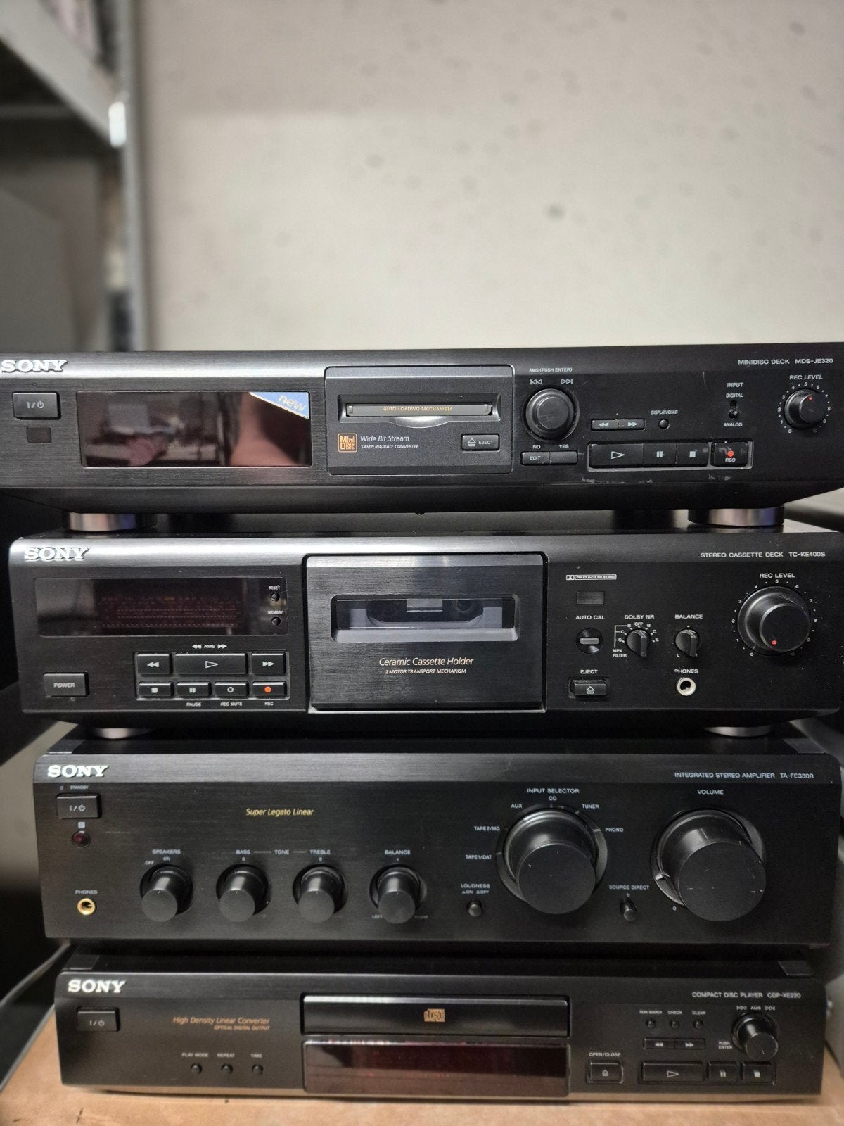 Mooie Sony toren CDP-XE220, TA-FE330R, TC-KE400S,MDS-JE320, Audio, Tv en Foto, Stereo-sets, Ophalen, Losse componenten, Zo goed als nieuw