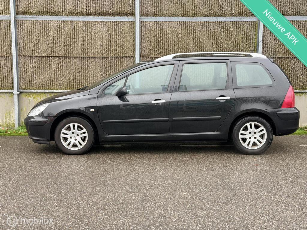 Peugeot 307 SW 1.6 16V NERNAP/APK/CLIMA/7ZITTER, Gebruikt, 4 cilinders, Zwart, Origineel Nederlands