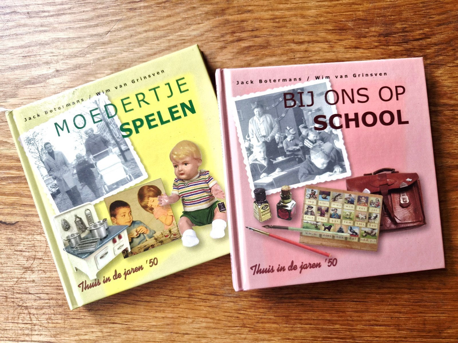 2 boeken: Moedertje Spelen & Bij Ons Op School (Jaren '50), Ophalen of Verzenden, Zo goed als nieuw, Jack Botermans / Wim van Grinsven