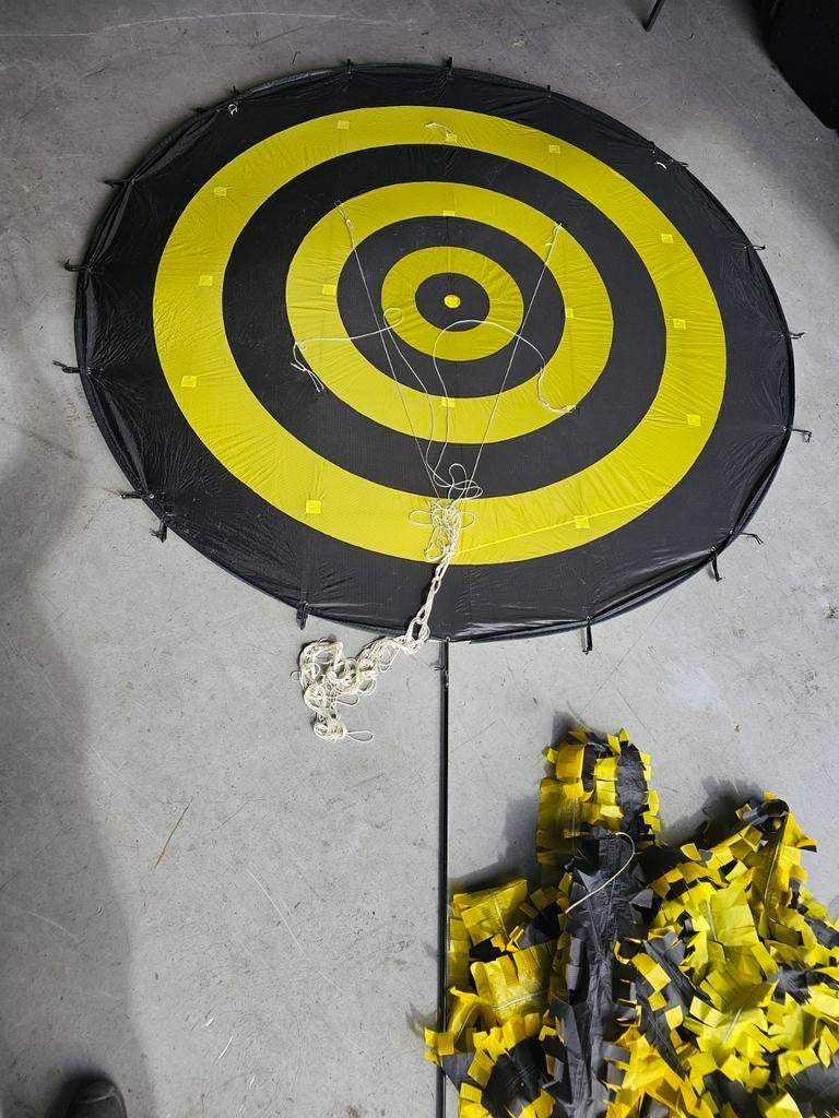 Grote cirkelvlieger met zware staart - 2 meter diameter, Sport en Fitness, Vliegeren, Zo goed als nieuw, Vlieger, Eenlijns, Ophalen of Verzenden