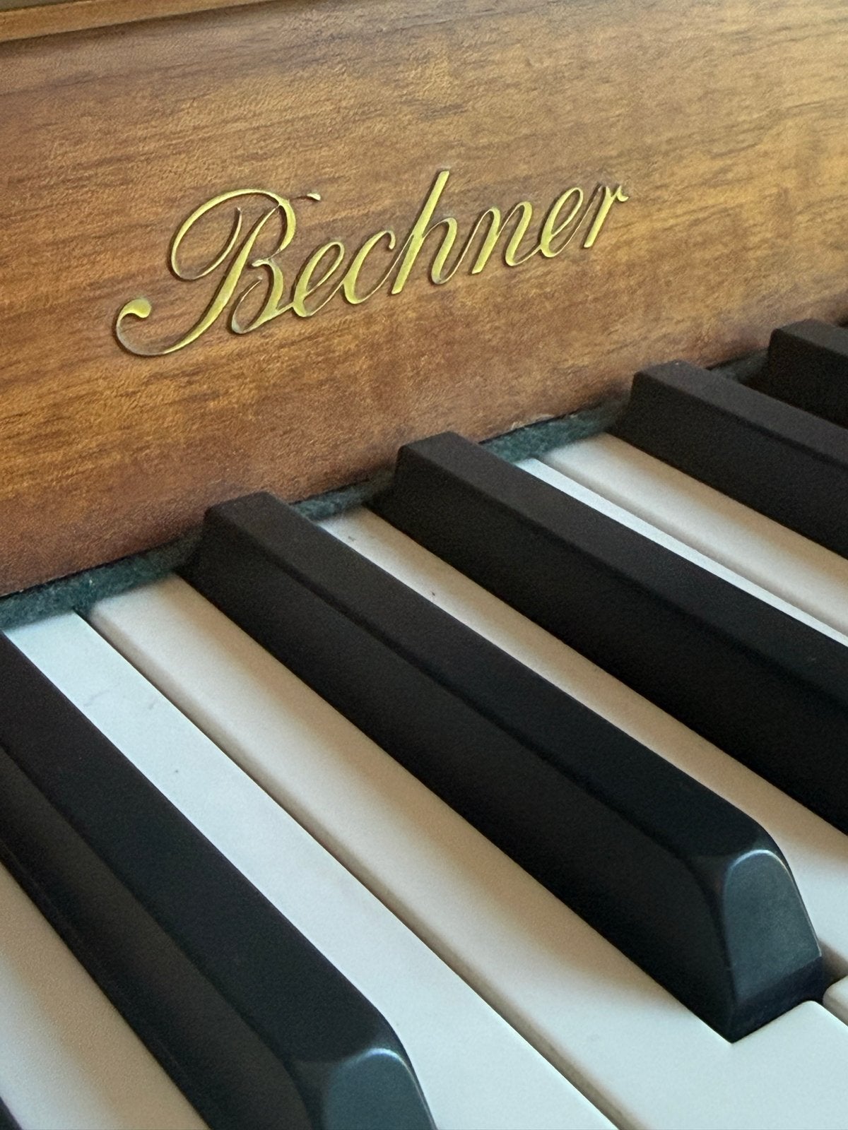 Bechner Piano - Klassiek Houten Design, Muziek en Instrumenten, Piano's, Ophalen of Verzenden, Gebruikt, Bruin, Piano