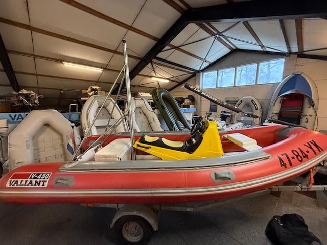 Valiant V 450 (bj 1999), Watersport en Boten, Rubberboten, Gebruikt, Overige brandstoffen, Overige merken