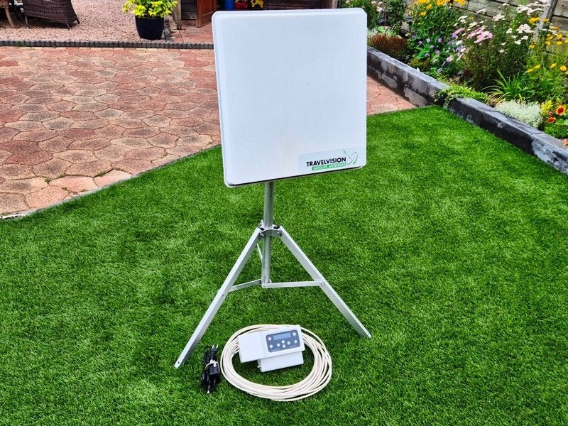 Travel Vision R7 Flat Europe Satelliet schotel SET, Ophalen, Zo goed als nieuw, (Schotel)antenne, Overige merken