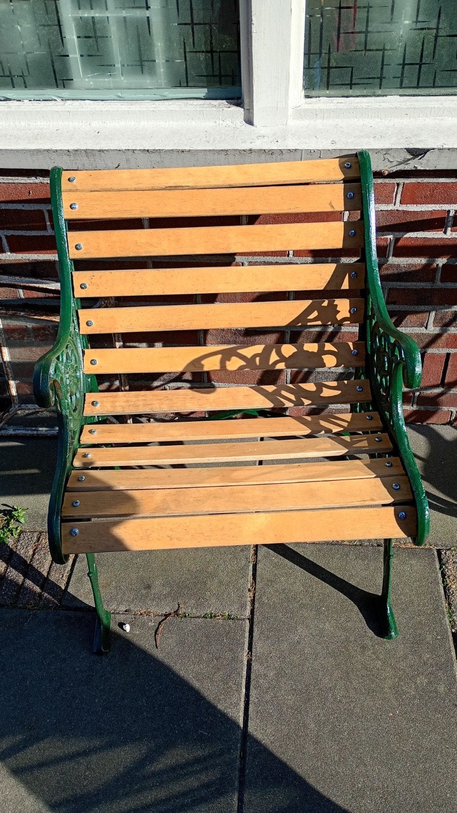twee leuke gietijzeren stoeltjes te koop, Tuin en Terras, Tuinbanken, Ophalen, Metaal