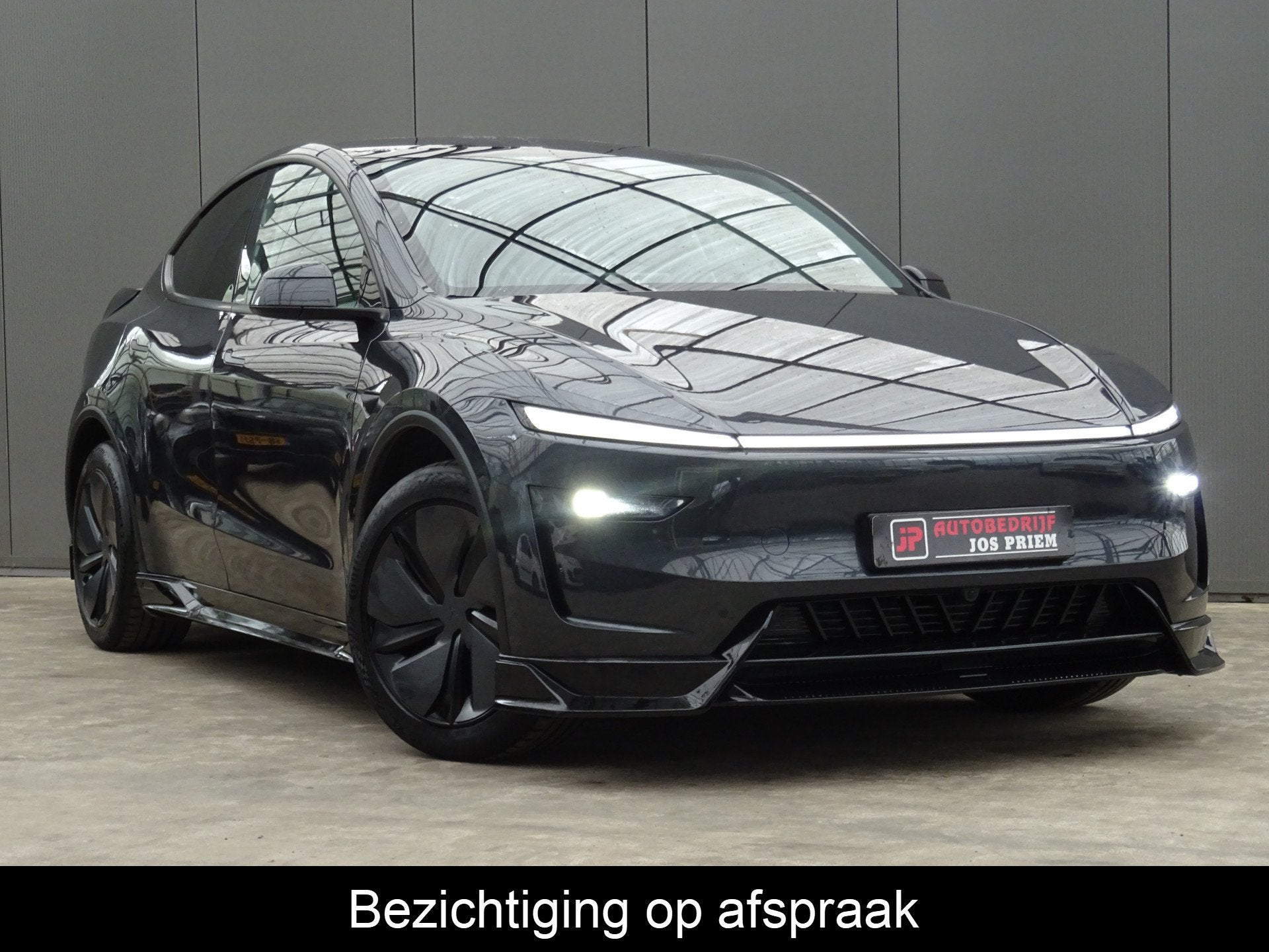 Tesla Model Y Premium Long Range RWD 78.1 kWh * FSD * SFEER, Auto's, Automaat, Achterwielaandrijving, Gebruikt, Zwart