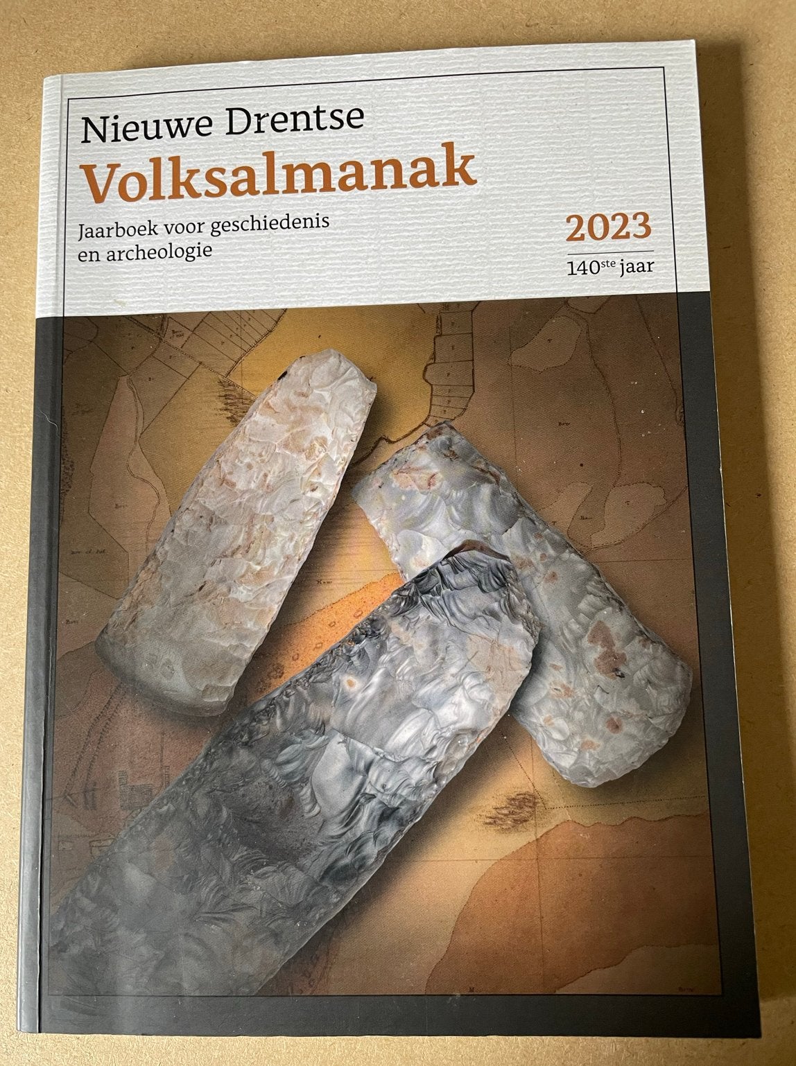 Nieuwe Drentse Volksalmanak 2023, Boeken, Ophalen of Verzenden, 20e eeuw of later, Gelezen