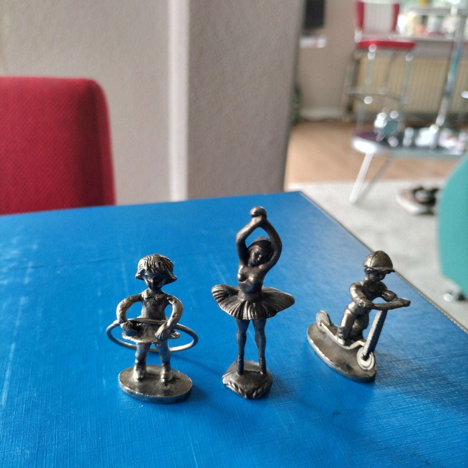 Set van 3 metalen beeldjes: ballerina, meisje met hoepel, jo, Ophalen of Verzenden, Gebruikt